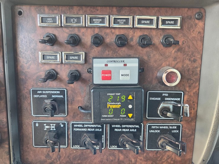 2006-kenworth-w900-image-66