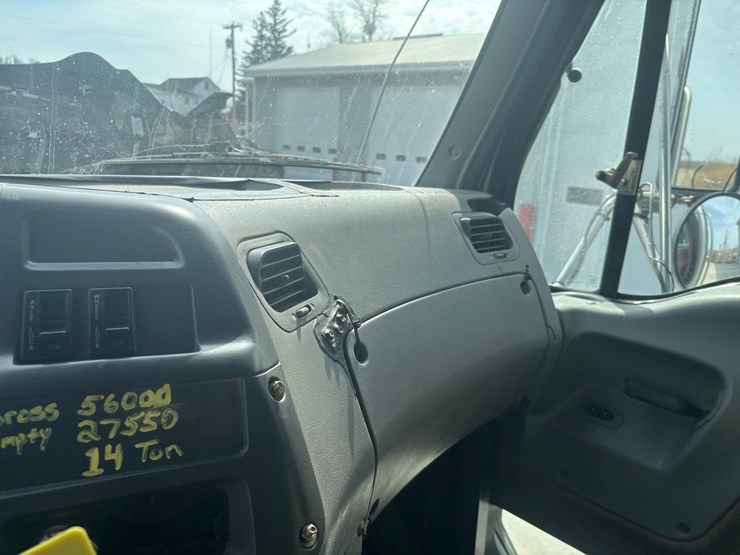 1999-sterling-l9513-image-39