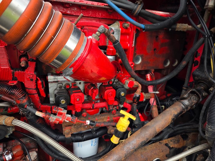 2002-peterbilt-379-image-55