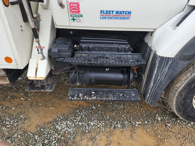 2008-international-workstar-7400-image-61