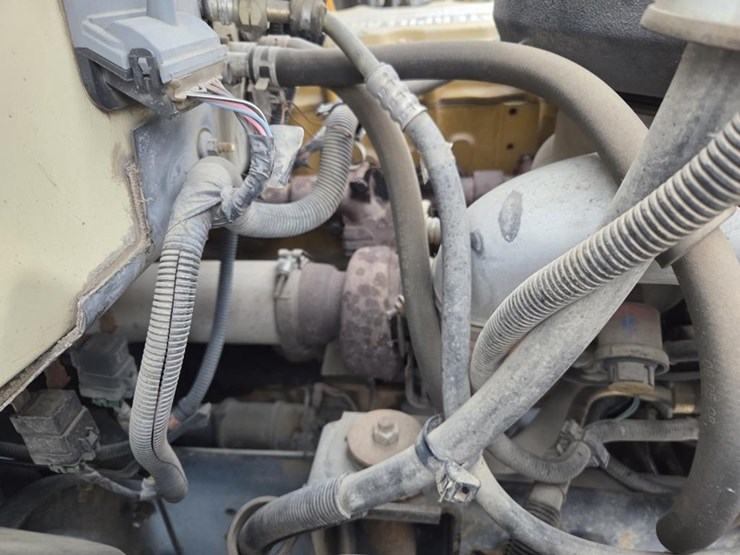 1999-caterpillar-3126-image-61