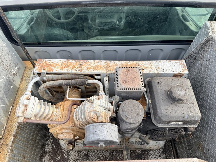 2004-caterpillar-c7-image-49