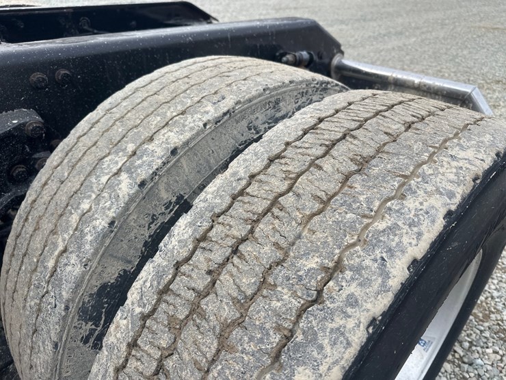 2020-kenworth-t680-image-99