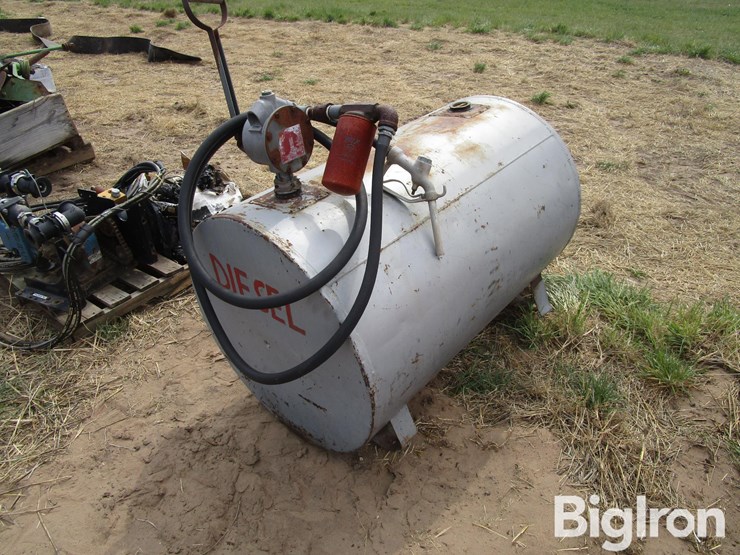140-gal-fuel-tank-&-pump-image-1