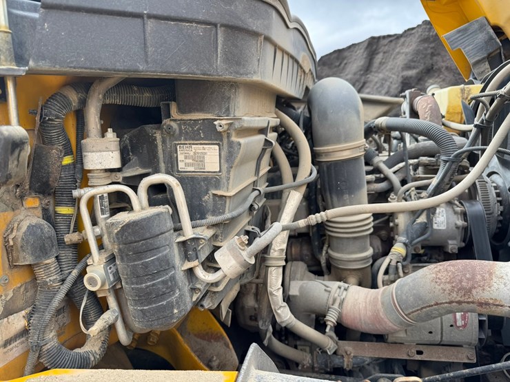 2009-international-workstar-7500-image-93