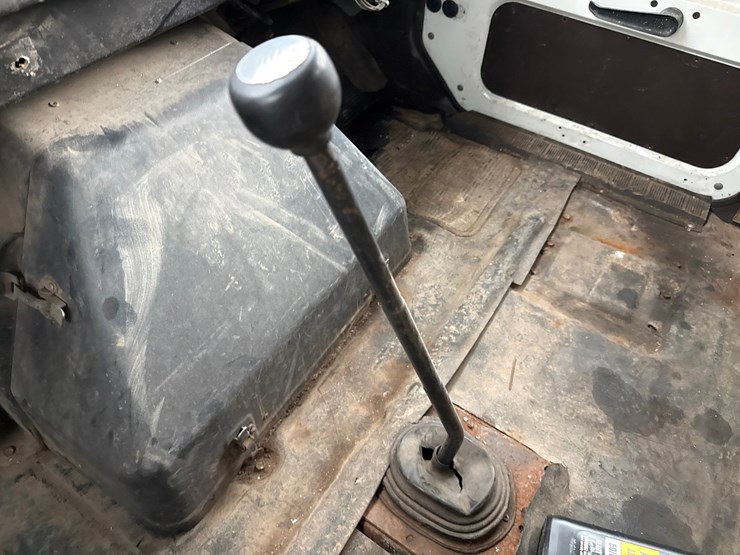 1990-international-4900-image-71