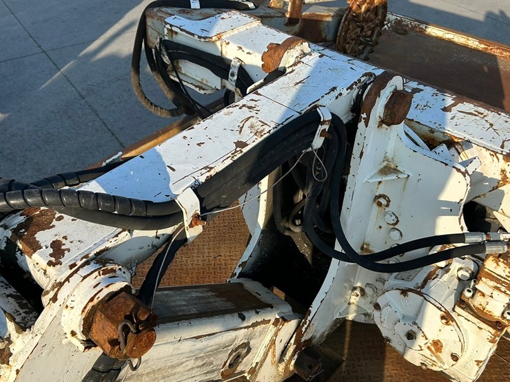 peterbilt-365-image-57