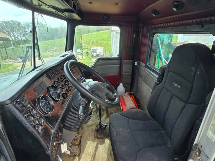 2006-kenworth-t800-image-20