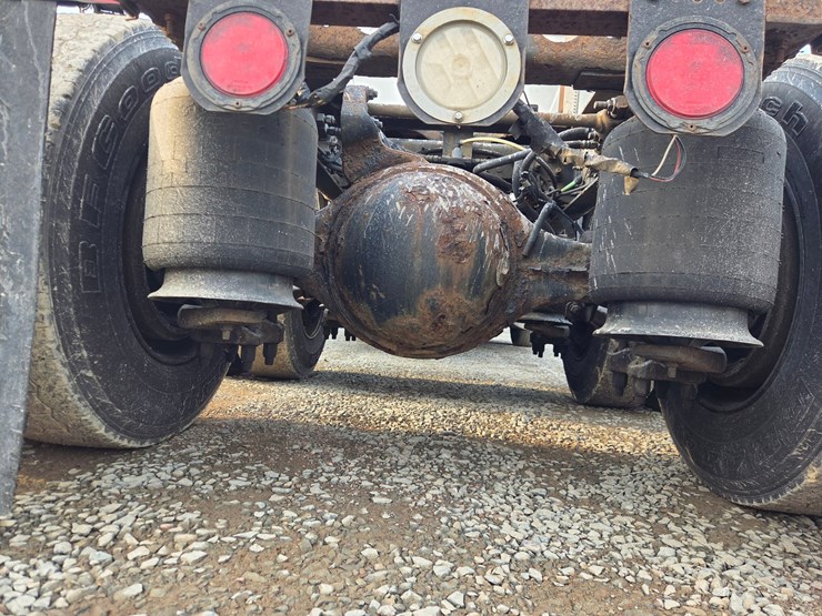 2013-international-prostar-image-33