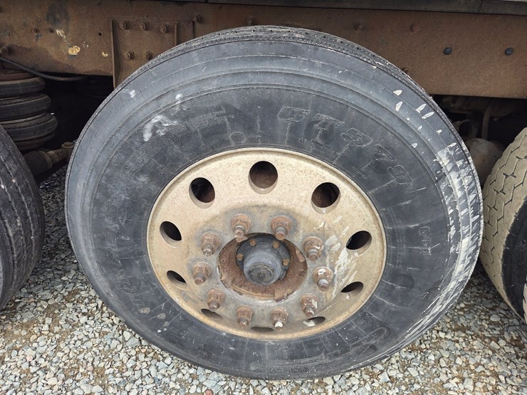 2006-massey-ferguson-8-image-83