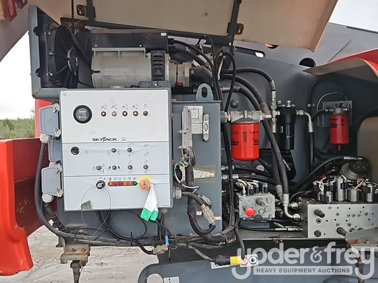 2016-skyjack-sj61t-image-22