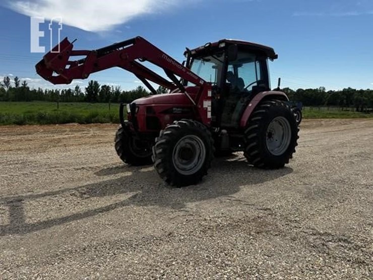 2017-mahindra-mpower-85p-image-4