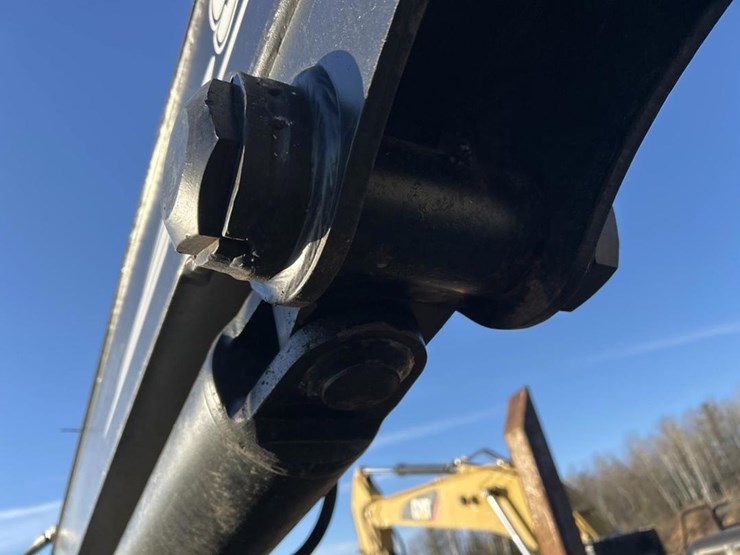 2001-mack-ch613-image-34