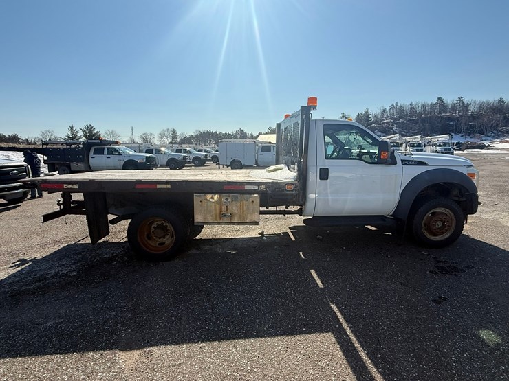 2011-ford-f550-xl-image-6