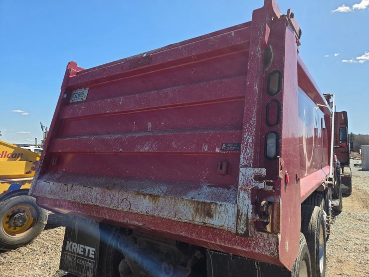 2019-international-hv613-image-24