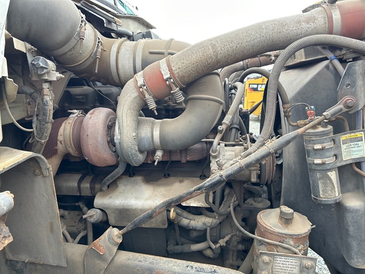 1999-mack-dm688s-image-50