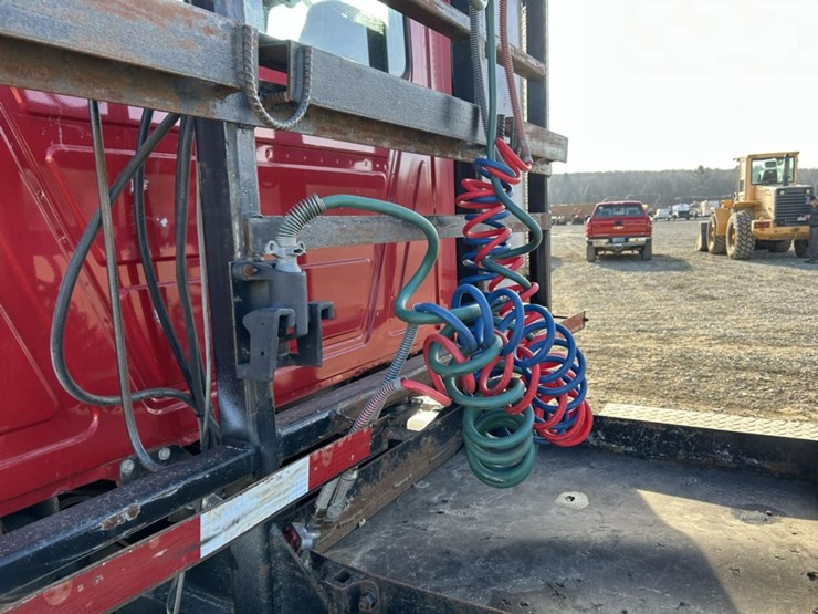 2003-massey-ferguson-8-image-25