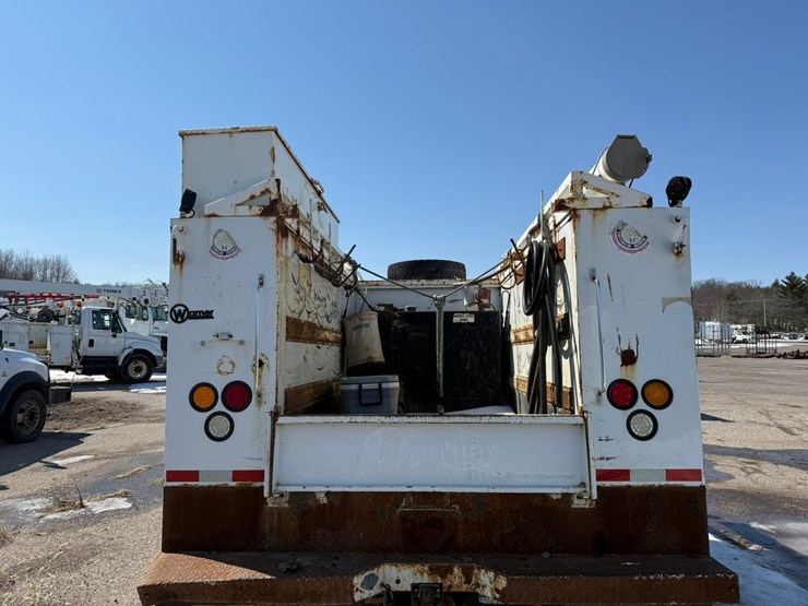 #1063-•-2014-ram-5500-heavy-duty-service-truck-image-4