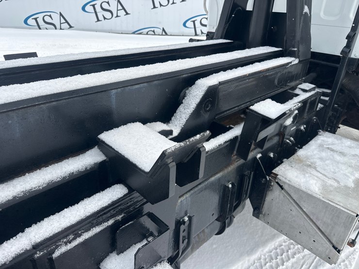 2009-caterpillar-c13-image-28