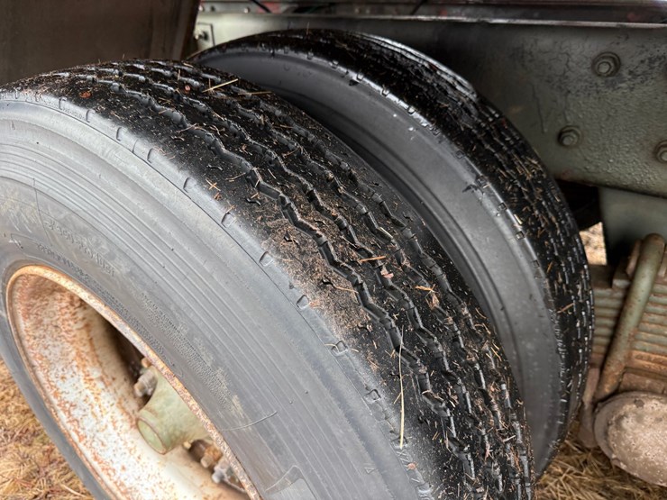 1984-mack-dm492s-image-74