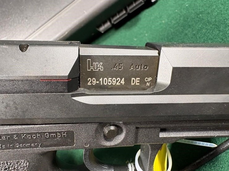 hk-usp-compact-45-auto-pistol-image-5