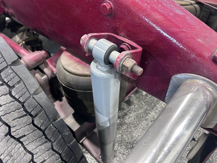 2007-peterbilt-379-image-39