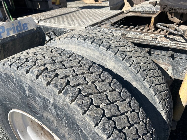 1998-international-9200-image-83