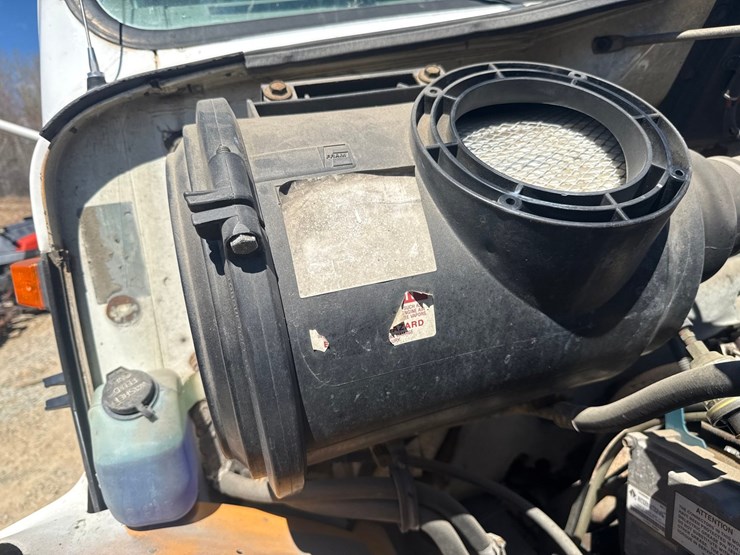 2000-international-4700-image-19