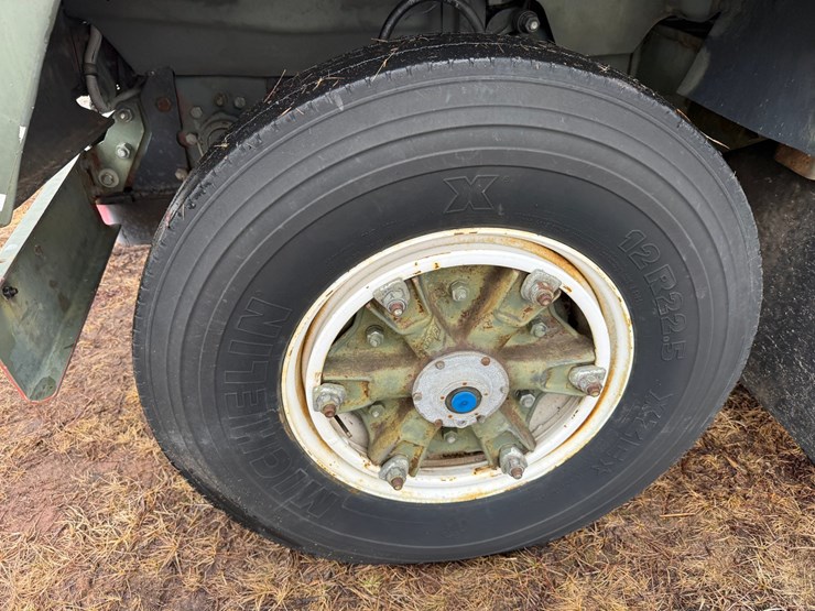 1984-mack-dm492s-image-79