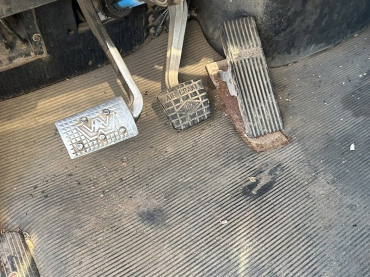 2006-western-star-4900-image-95