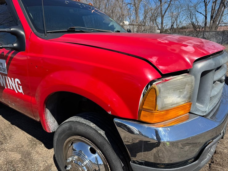 1999-ford-f550-image-16