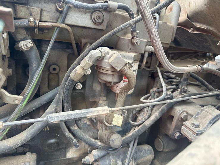 1997-massey-ferguson-8-image-40