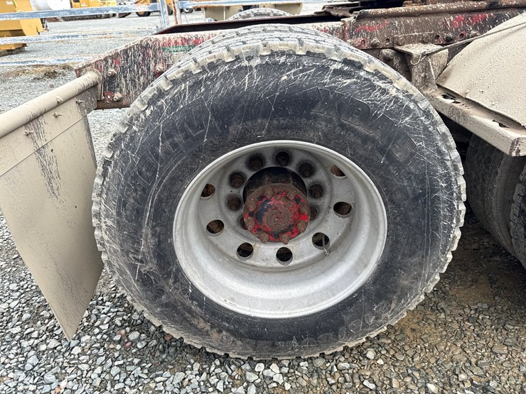 1998-massey-ferguson-8-image-75