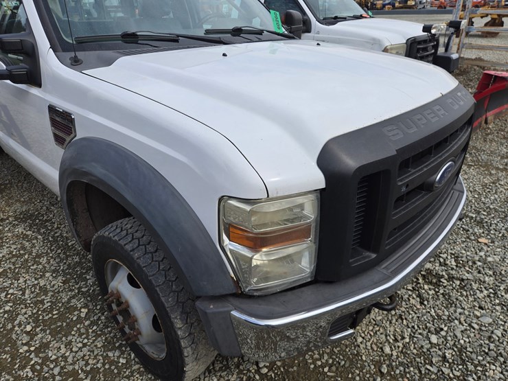 2008-ford-f550-image-11