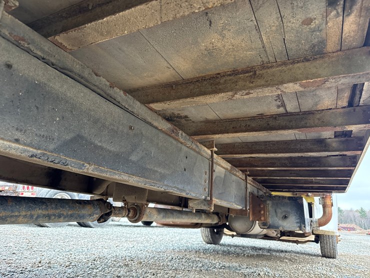 1993-ford-f700-image-38