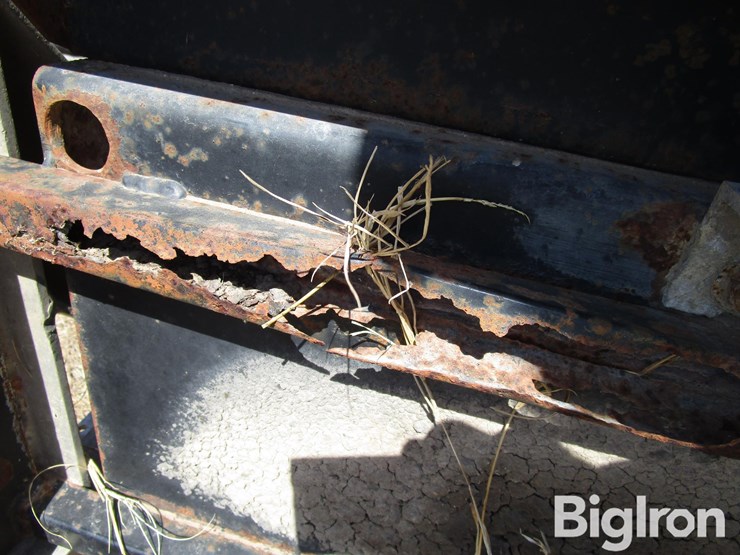 protech-aluminum-truck-cab-rack-image-11