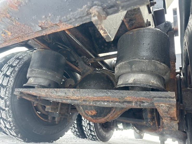 2009-caterpillar-c13-image-60