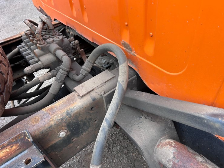 1992-international-4900-image-23