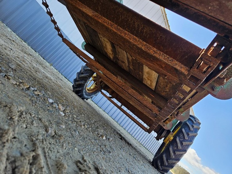 john-deere-7-image-26