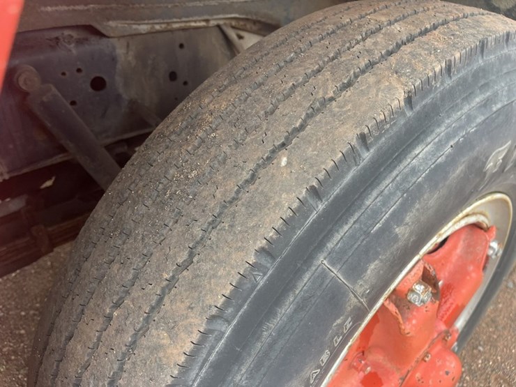 #1148-•-1980-gmc-v-8-fire-truck-image-99