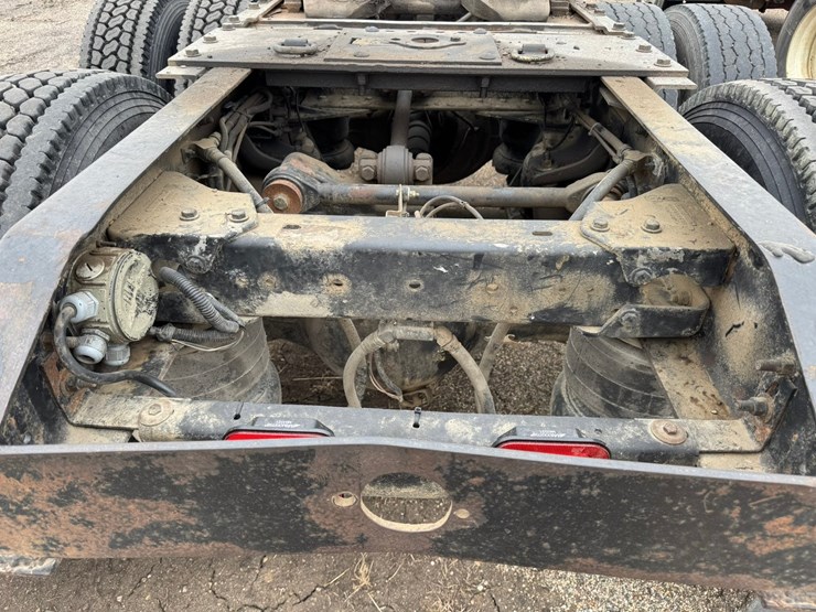 1995-kenworth-t600-image-33