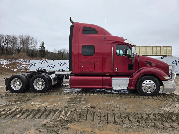 2007-peterbilt-387-image-6