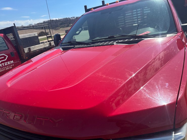 2017-ford-f350-image-13