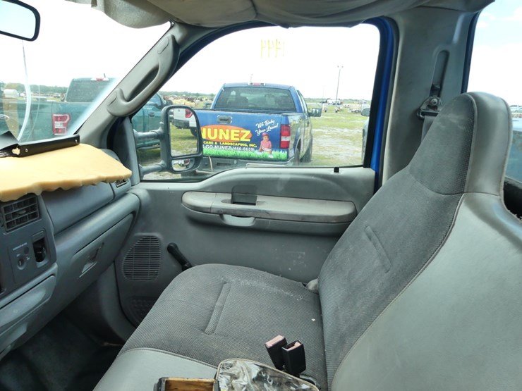 2003-ford-f350-xl-image-11