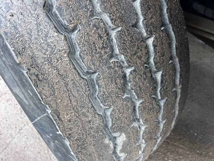 #1690-•-2013-international-7500-6x4-hydro-excavation-truck-image-66