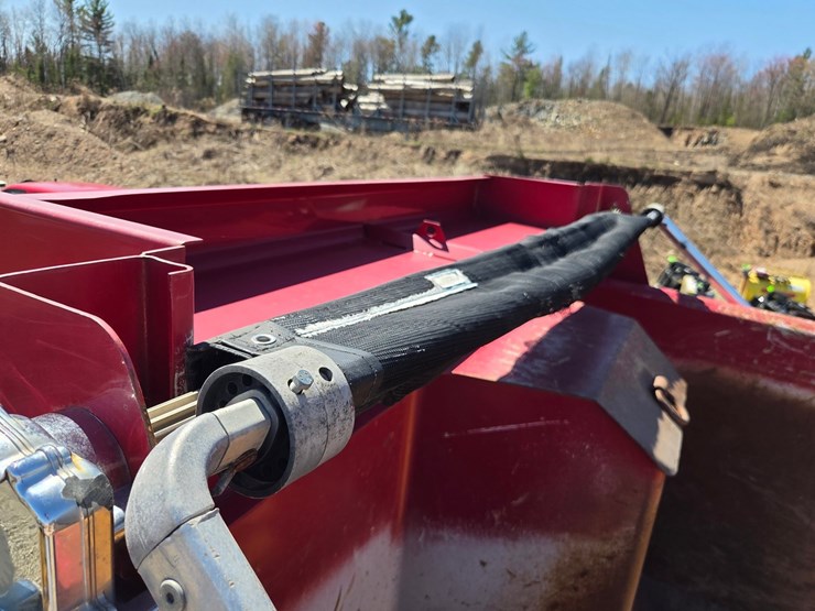 2019-international-hv613-image-26