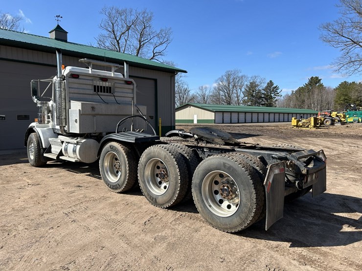 2006-kenworth-t800b-image-3