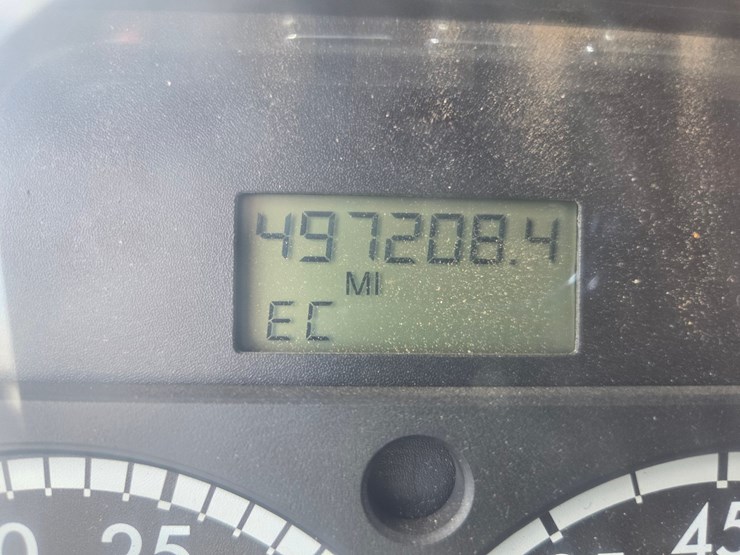 2005-massey-ferguson-8-image-70