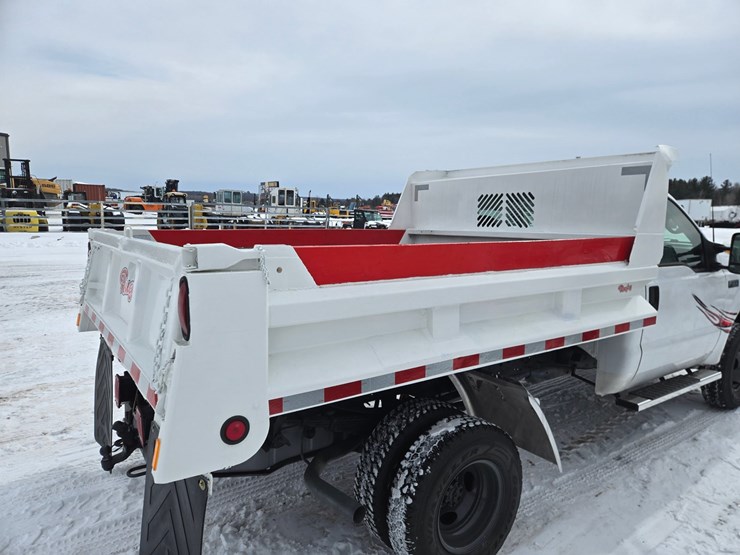 2001-ford-f350-image-16