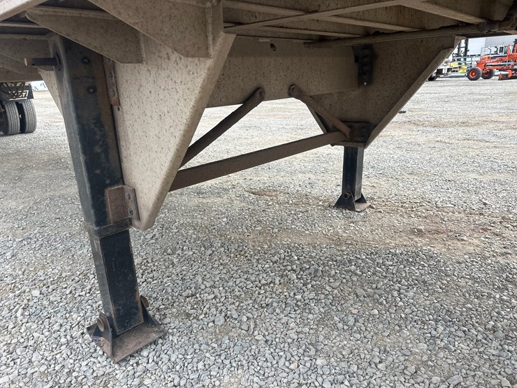 2008-massey-ferguson-8-image-15